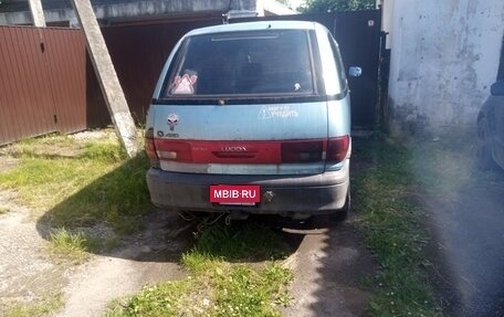 Toyota Estima III рестайлинг -2, 1993 год, 320 000 рублей, 4 фотография