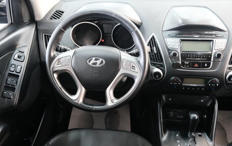 Hyundai ix35 I рестайлинг, 2011 год, 1 449 000 рублей, 12 фотография