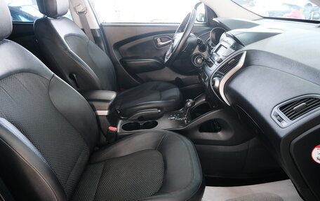 Hyundai ix35 I рестайлинг, 2011 год, 1 449 000 рублей, 22 фотография