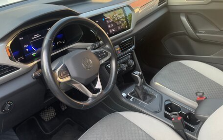 Volkswagen Taos, 2022 год, 2 750 000 рублей, 7 фотография