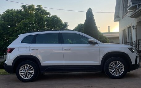 Volkswagen Taos, 2022 год, 2 750 000 рублей, 6 фотография