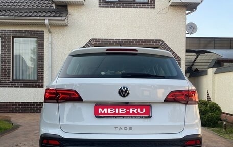 Volkswagen Taos, 2022 год, 2 750 000 рублей, 13 фотография