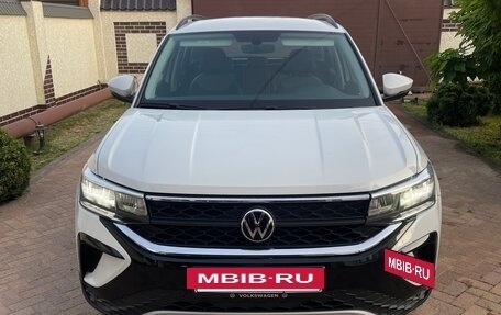 Volkswagen Taos, 2022 год, 2 750 000 рублей, 20 фотография