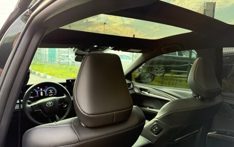 Toyota Camry, 2024 год, 3 700 000 рублей, 6 фотография