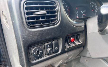 KIA Sportage IV рестайлинг, 2004 год, 230 000 рублей, 12 фотография