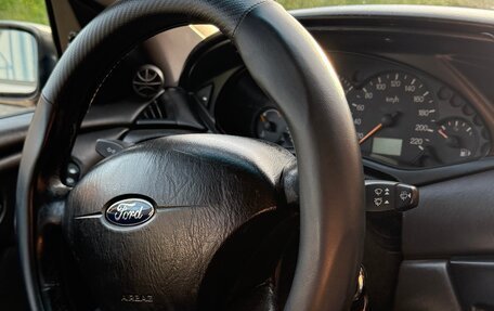 Ford Focus IV, 2003 год, 235 000 рублей, 11 фотография