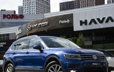 Volkswagen Tiguan II, 2019 год, 2 395 000 рублей, 24 фотография