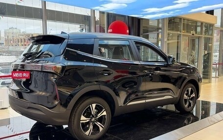 Chery Tiggo 4 I рестайлинг, 2025 год, 2 420 000 рублей, 9 фотография