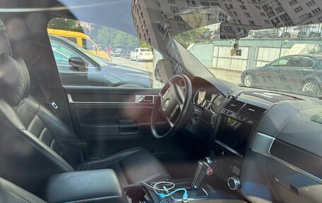 Volkswagen Touareg III, 2008 год, 1 450 000 рублей, 7 фотография