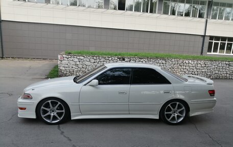 Toyota Mark II VIII (X100), 2000 год, 2 300 000 рублей, 3 фотография