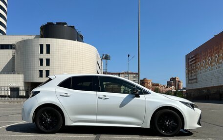 Toyota Corolla, 2020 год, 2 300 000 рублей, 6 фотография