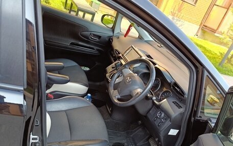 Toyota Wish II, 2011 год, 1 300 000 рублей, 16 фотография