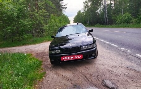 BMW 5 серия, 1998 год, 470 000 рублей, 18 фотография