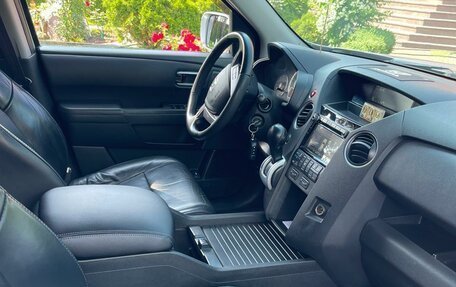 Honda Pilot III рестайлинг, 2011 год, 1 950 000 рублей, 13 фотография