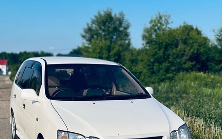 Toyota Gaia, 2002 год, 595 000 рублей, 3 фотография
