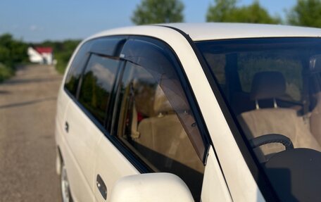 Toyota Gaia, 2002 год, 595 000 рублей, 9 фотография