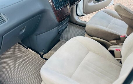 Toyota Gaia, 2002 год, 595 000 рублей, 17 фотография