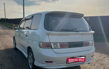 Toyota Gaia, 2002 год, 595 000 рублей, 5 фотография