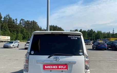 Toyota Voxy II, 2010 год, 1 695 000 рублей, 5 фотография