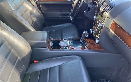 Volkswagen Touareg III, 2008 год, 1 485 000 рублей, 12 фотография