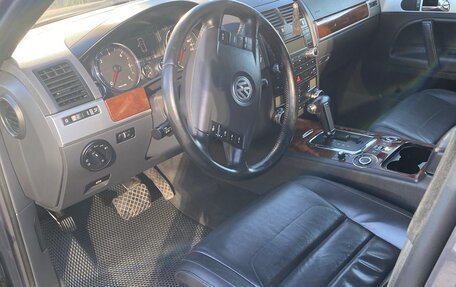 Volkswagen Touareg III, 2008 год, 1 485 000 рублей, 10 фотография