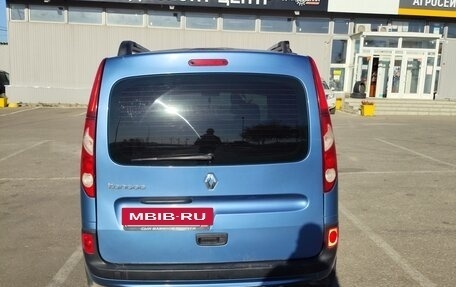 Renault Kangoo II рестайлинг, 2013 год, 1 050 000 рублей, 10 фотография