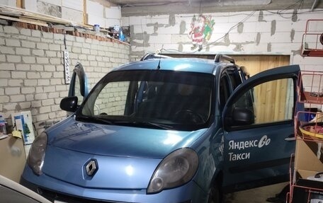 Renault Kangoo II рестайлинг, 2013 год, 1 050 000 рублей, 8 фотография