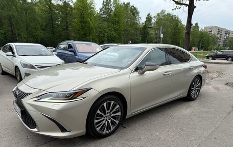 Lexus ES VII, 2019 год, 3 700 000 рублей, 1 фотография