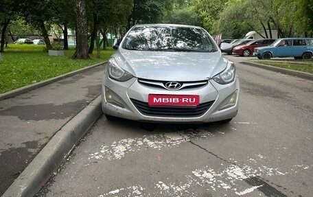 Hyundai Elantra V, 2014 год, 600 000 рублей, 1 фотография