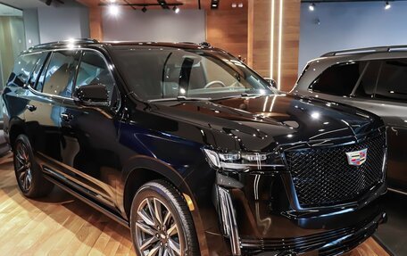 Cadillac Escalade V, 2024 год, 17 650 000 рублей, 3 фотография