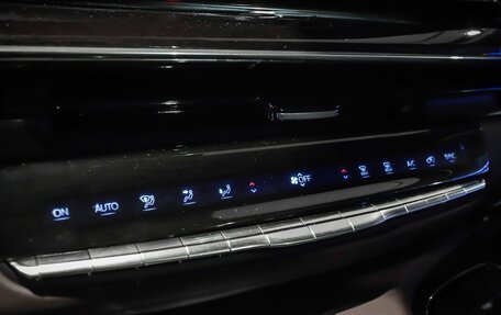 Cadillac Escalade V, 2024 год, 17 650 000 рублей, 26 фотография
