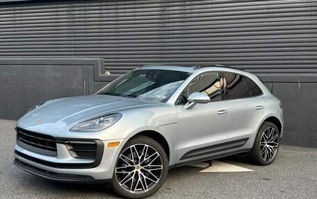 Porsche Macan I рестайлинг, 2022 год, 6 192 216 рублей, 2 фотография