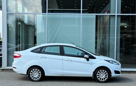 Ford Fiesta, 2015 год, 800 000 рублей, 5 фотография