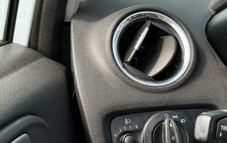 Ford Fiesta, 2015 год, 800 000 рублей, 15 фотография