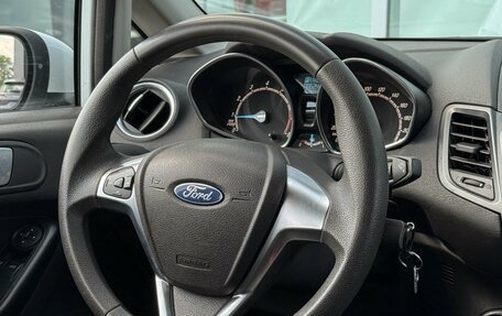 Ford Fiesta, 2015 год, 800 000 рублей, 13 фотография