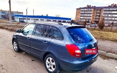 Skoda Fabia II, 2008 год, 590 000 рублей, 2 фотография