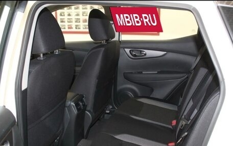 Nissan Qashqai, 2022 год, 3 000 000 рублей, 2 фотография