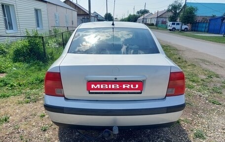 Volkswagen Passat B5+ рестайлинг, 1998 год, 237 000 рублей, 5 фотография