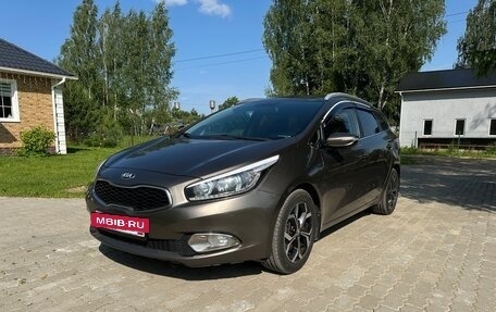 KIA cee'd III, 2014 год, 1 250 000 рублей, 2 фотография
