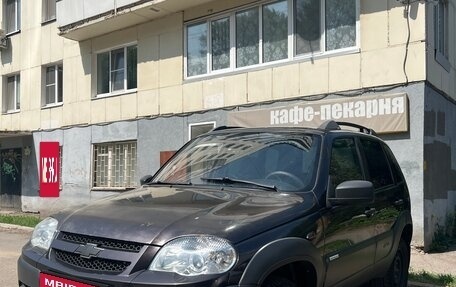 Chevrolet Niva I рестайлинг, 2013 год, 350 000 рублей, 2 фотография