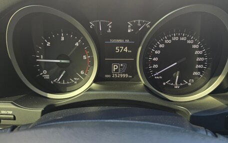 Toyota Land Cruiser 200, 2012 год, 3 300 000 рублей, 12 фотография