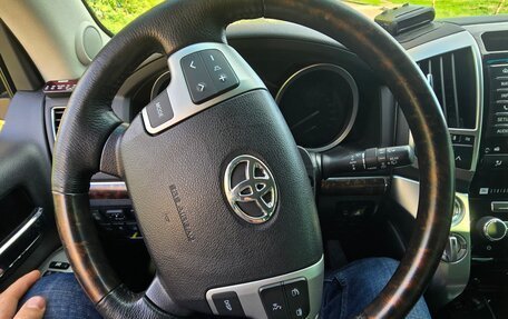 Toyota Land Cruiser 200, 2012 год, 3 300 000 рублей, 11 фотография