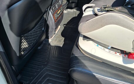 Toyota Land Cruiser 200, 2012 год, 3 300 000 рублей, 17 фотография