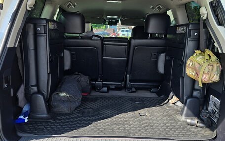 Toyota Land Cruiser 200, 2012 год, 3 300 000 рублей, 18 фотография