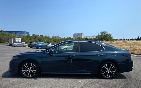 Toyota Camry, 2019 год, 2 800 000 рублей, 2 фотография