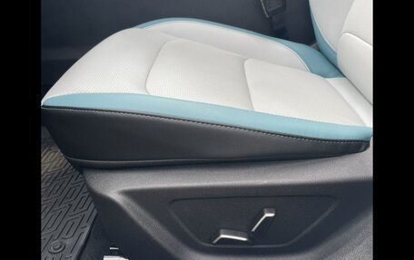 Geely Emgrand, 2023 год, 1 730 000 рублей, 2 фотография