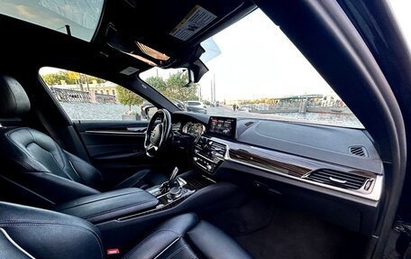 BMW 5 серия, 2018 год, 2 850 000 рублей, 12 фотография
