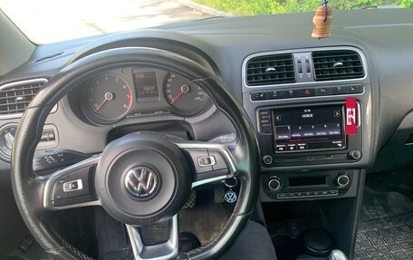 Volkswagen Polo VI (EU Market), 2019 год, 1 070 000 рублей, 2 фотография