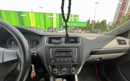 Volkswagen Jetta VI, 2014 год, 1 050 000 рублей, 11 фотография