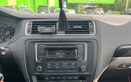 Volkswagen Jetta VI, 2014 год, 1 050 000 рублей, 12 фотография